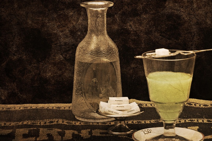 Absinthe : Mystère et magie de la fée verte