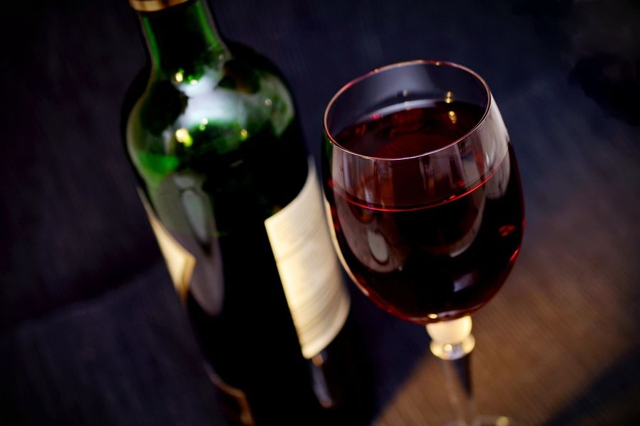 Make the most of Drink Wine Day: Tips on choosing, drinking and storing wine